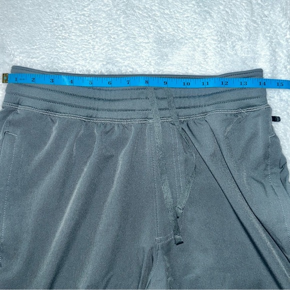 Under Armour | Medium | Gray | Like New - Picture 4 of 5